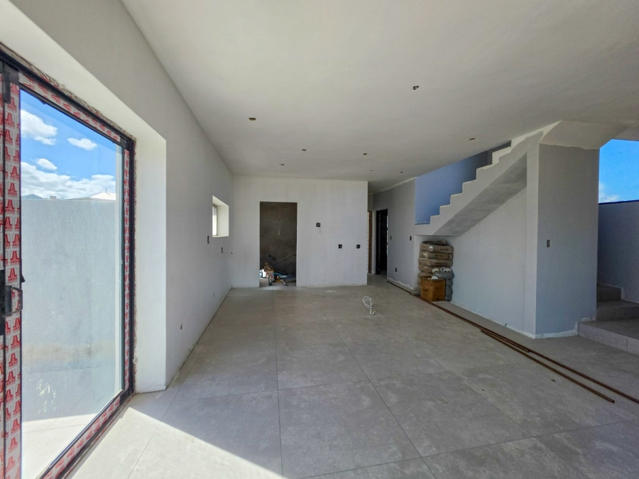 3 Bedroom Property for Sale in Stilbaai Oos Western Cape